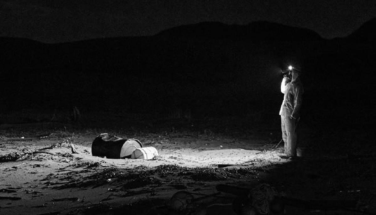 ARで夜の鳥取砂丘が月面になったような体験ができる宇宙エンターテイメント実験「月面極地探査実験A」イメージ